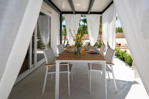 Imagen general del Dionis Zaton - Camping, Glamping, Holiday Houses & Rooms. Foto 4