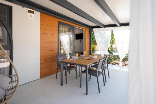 Imagen general del Dionis Zaton - Camping, Glamping, Holiday Houses & Rooms. Foto 11