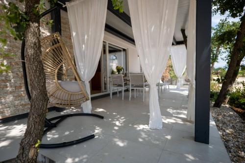 Imagen general del Dionis Zaton - Camping, Glamping, Holiday Houses & Rooms. Foto 13