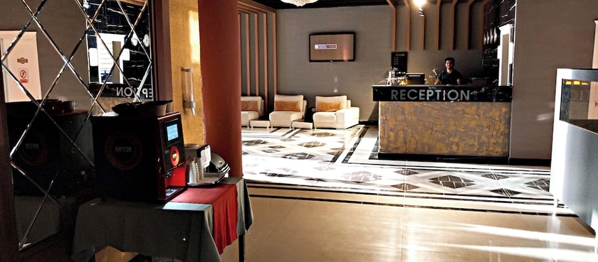 Imagen de los interiores del Dionisus Hotel. Foto 19