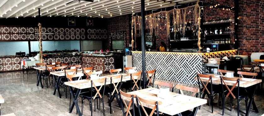 Imagen del bar/restaurante del Dionisus Hotel. Foto 12