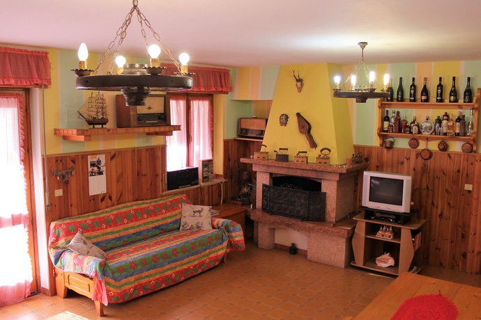 Imagen de los interiores del Discover Italy. Foto 9
