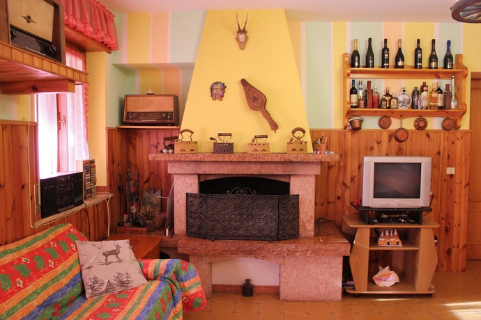 Imagen de los interiores del Discover Italy. Foto 13