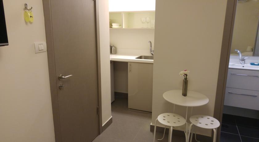 Imagen de los interiores del Dizengoff Inn. Foto 6