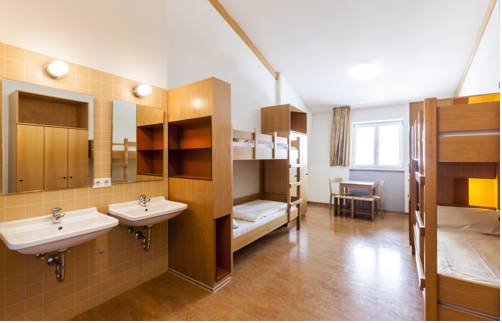 Imagen de la habitación del Djh Garmisch- Partenkirchen - Hostel. Foto 5