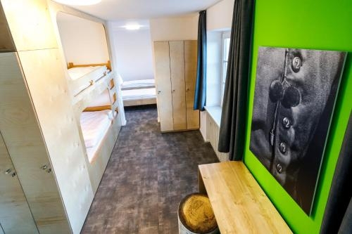 Imagen de la habitación del Djh Jugendherberge Burghausen. Foto 9