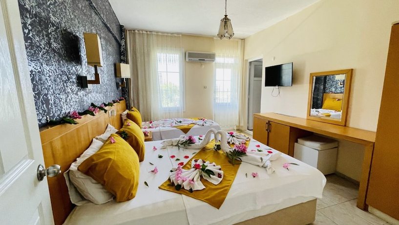 Imagen de la habitación del Doga Hotel, &Ouml;l&uuml;deniz. Foto 2