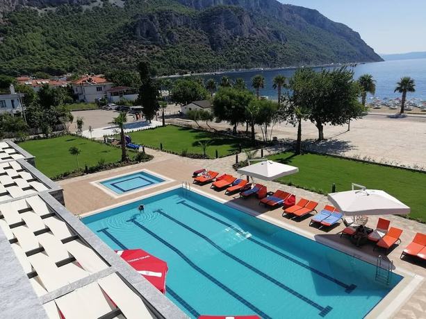 Imagen de la piscina del Dogruer Boutique Hotel and Spa. Foto 18