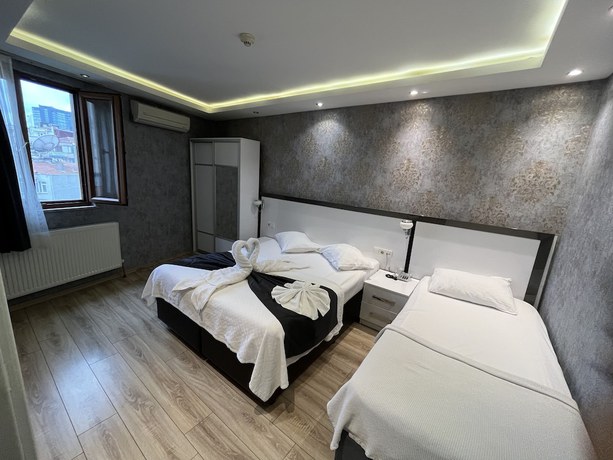 Imagen de la habitación del Dolce Vita Suite Hotel. Foto 10