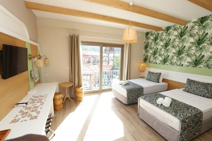 Imagen de la habitación del Dolphin Park Hotel. Foto 20