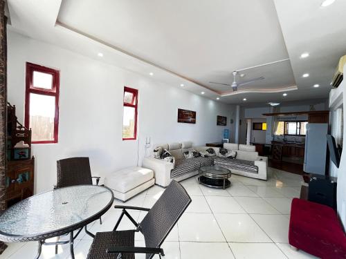 Imagen general del Dolphin Sea View Apartments. Foto 1