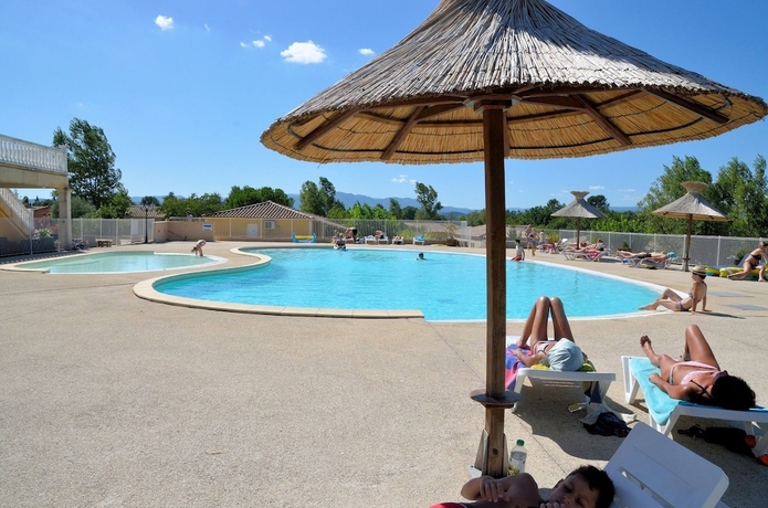 Imagen de la piscina del Domaine Des Garrigues. Foto 17