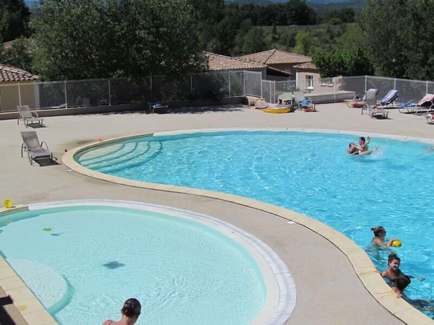 Imagen de la piscina del Domaine Des Garrigues. Foto 19