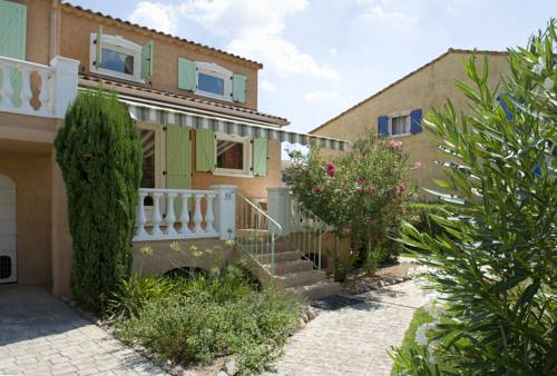 Imagen de la habitación del Domaine Du Clos Des Oliviers. Foto 11