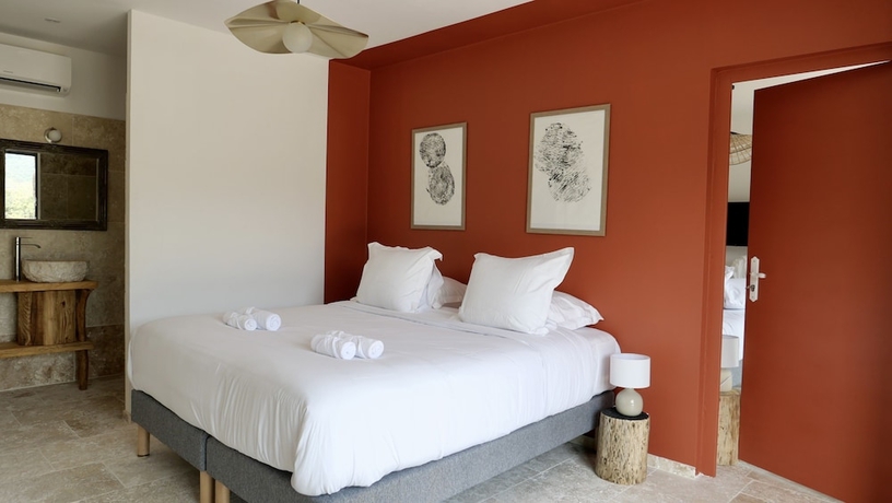 Imagen de la habitación del Domaine Machja. Foto 18