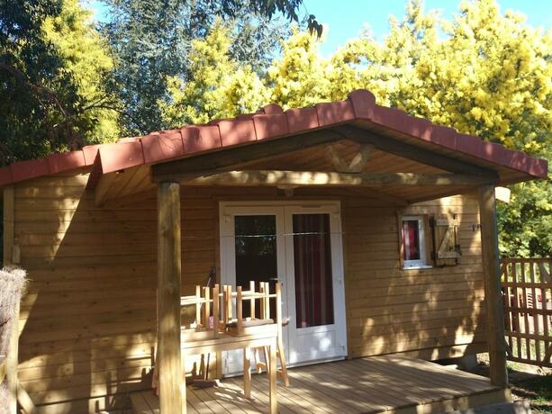 Imagen de la habitación del Domaine Mas Bazan. Foto 17