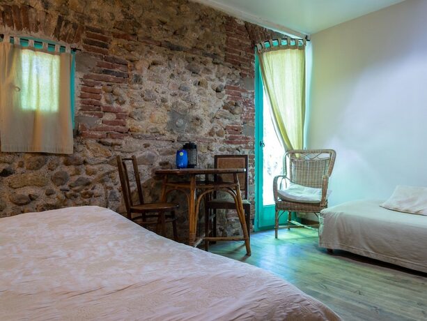 Imagen de la habitación del Domaine Mas Bazan. Foto 18