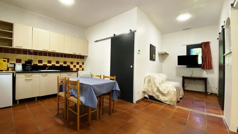 Imagen de la habitación del Domaine Mas Bazan. Foto 19