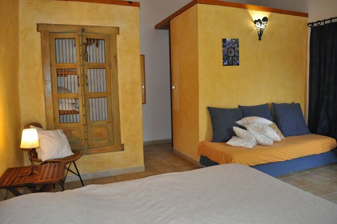 Imagen de la habitación del Domaine de Blancardy. Foto 18