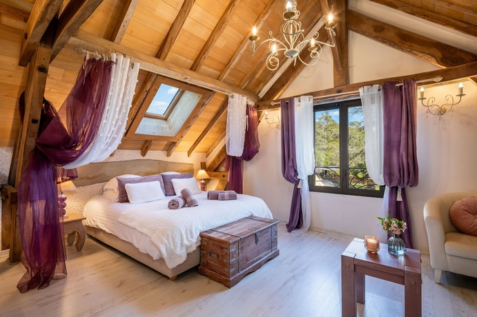 Imagen de la habitación del Domaine de Campagnac. Foto 10