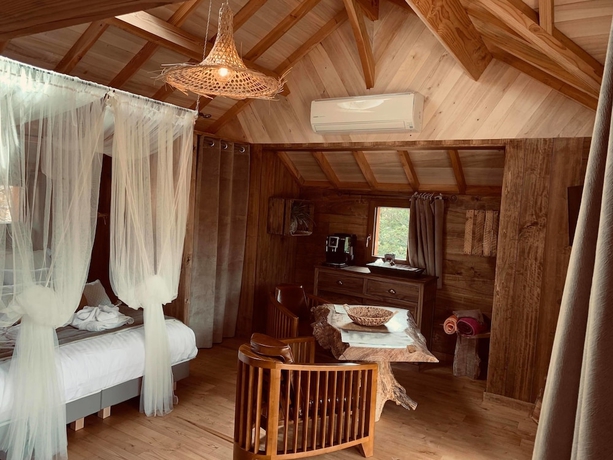 Imagen de la habitación del Domaine de Campagnac. Foto 13