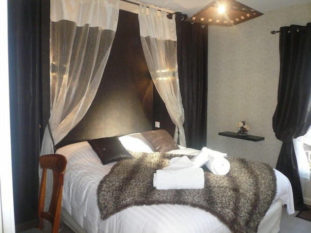Imagen de la habitación del Domaine de Campagnac. Foto 15