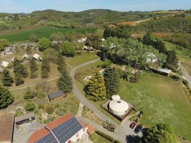 Imagen general del Domaine de Chantesse, Location de salles et Hebergements, seminaires , accueil de groupes. Foto 4