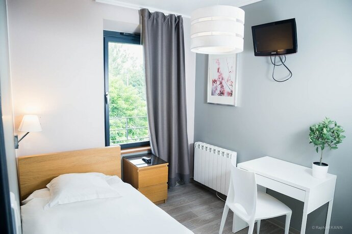 Imagen de la habitación del Domaine de Garabaud. Foto 15
