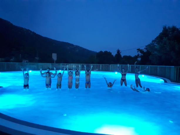 Imagen de la piscina del Domaine de La Roudeliere. Foto 19
