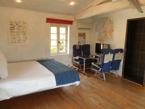 Imagen de la habitación del Domaine de Peyrolade. Foto 12