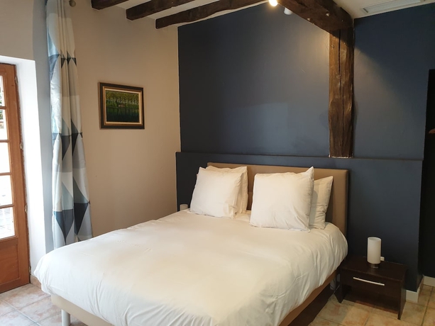 Imagen de la habitación del Domaine de Peyrolade. Foto 17