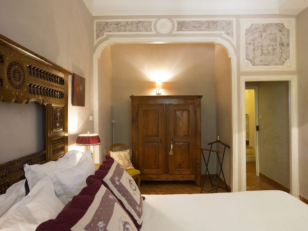 Imagen de la habitación del Domaine de Rhodes. Foto 2