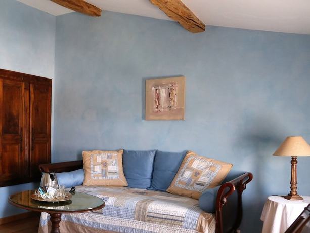Imagen de la habitación del Domaine de Rhodes. Foto 4