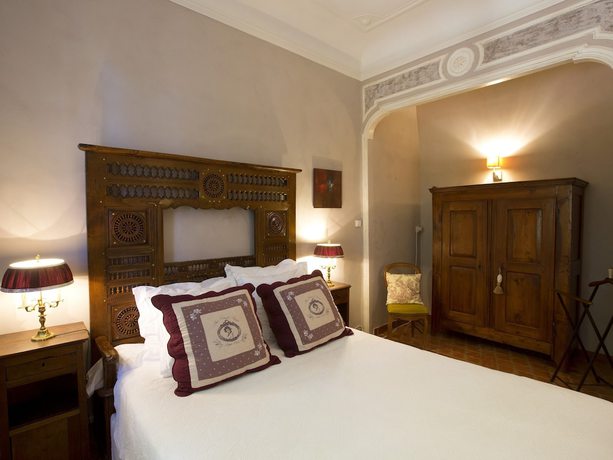 Imagen de la habitación del Domaine de Rhodes. Foto 7