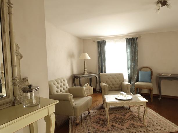 Imagen de la habitación del Domaine de Rhodes. Foto 12