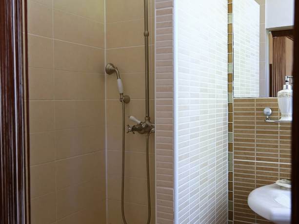 Imagen de la habitación del Domaine de Rhodes. Foto 19