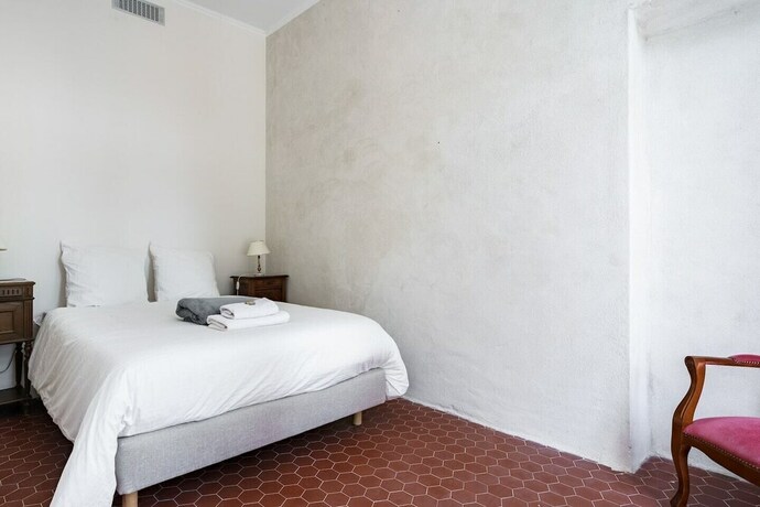 Imagen de la habitación del Domaine de Saint-Pierre Travaillan. Foto 19