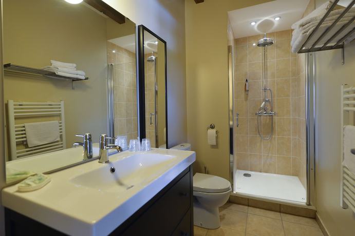 Imagen de la habitación del Domaine de la Courbe Hôtel and Spa. Foto 3