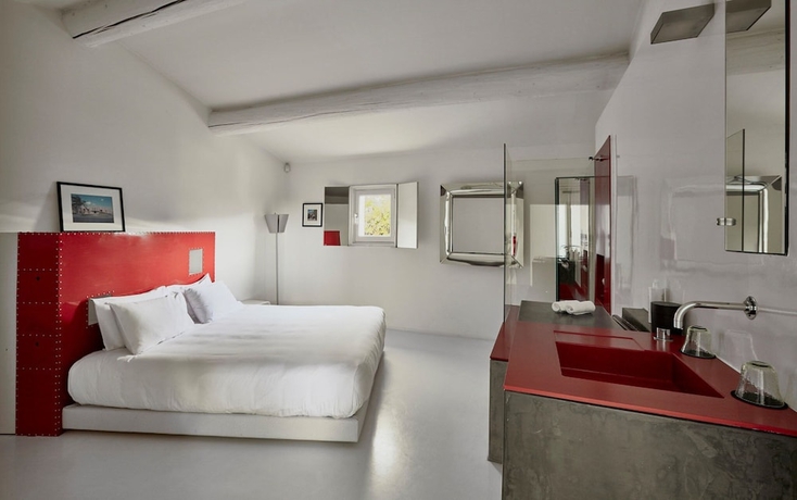 Imagen de la piscina del Domaine des Andéols. Foto 19