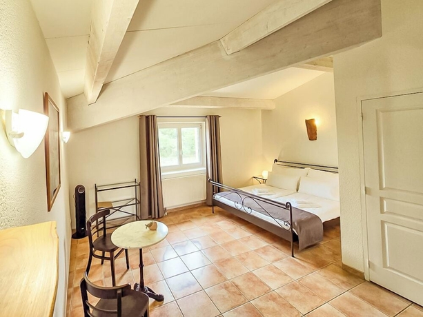 Imagen de la habitación del Domaine du Frigoulet. Foto 8