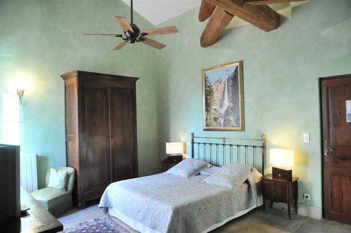 Imagen de la habitación del Domaine du Grand Malherbes. Foto 6