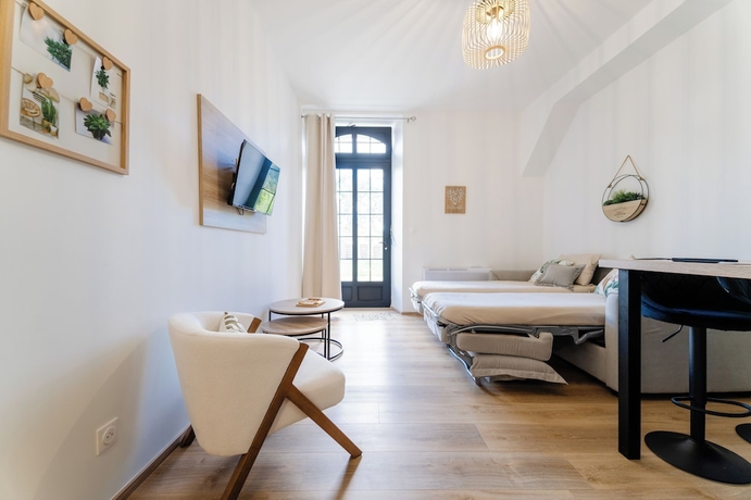 Imagen de la habitación del Domaine du Vieux Porche. Foto 6