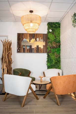 Imagen de los interiores del Domaine du Vieux Porche. Foto 16