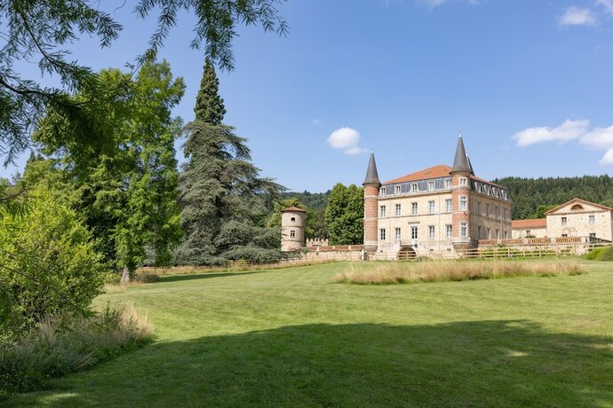 Imagen general del Domaine et Ch&acirc;teau de Valinches, Valinches. Foto 1