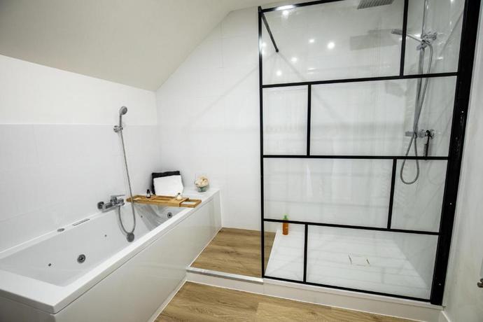 Imagen de la habitación del Domaine les Hilliers. Foto 4