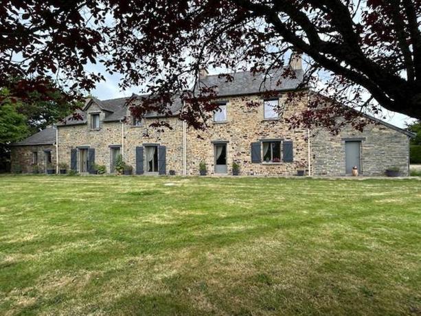 Imagen de los exteriores del Domaine les Hilliers. Foto 17