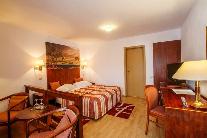 Imagen general del Domeniul Dracula Daneș. Foto 29