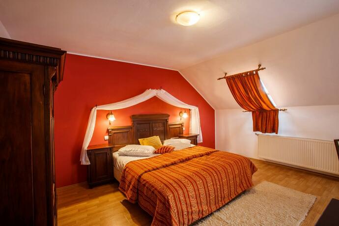 Imagen general del Domeniul Dracula Daneș. Foto 69