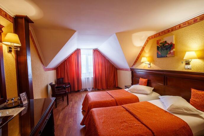 Imagen general del Domeniul Dracula Daneș. Foto 87