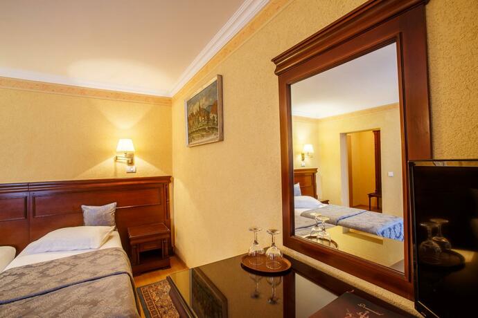 Imagen general del Domeniul Dracula Daneș. Foto 90